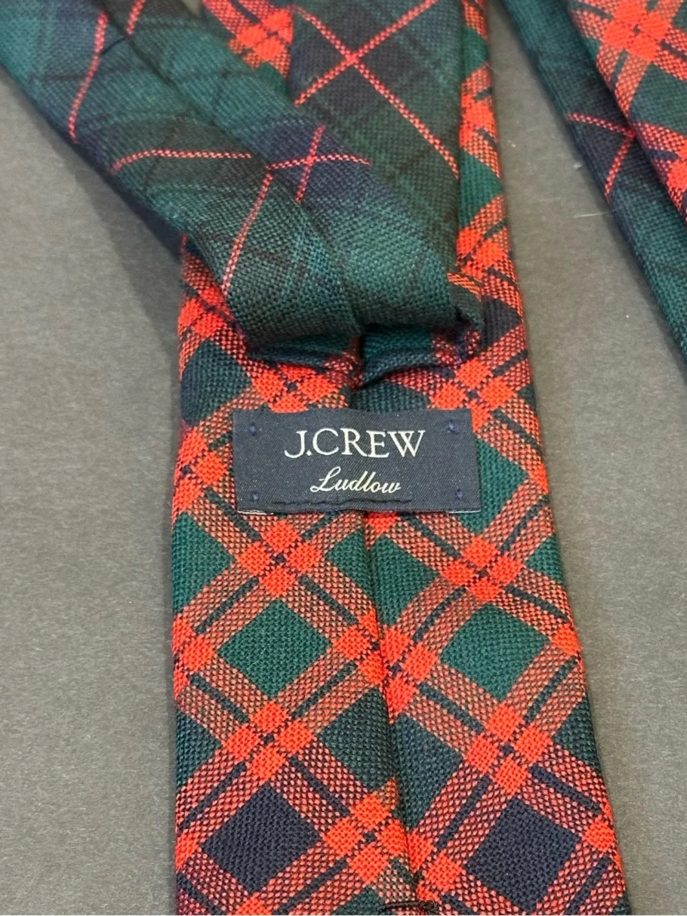 🎄NWOT J.Crew Ludlow 100% Wool Tartan Plaid Necktie Red Green Blue Handmade USA